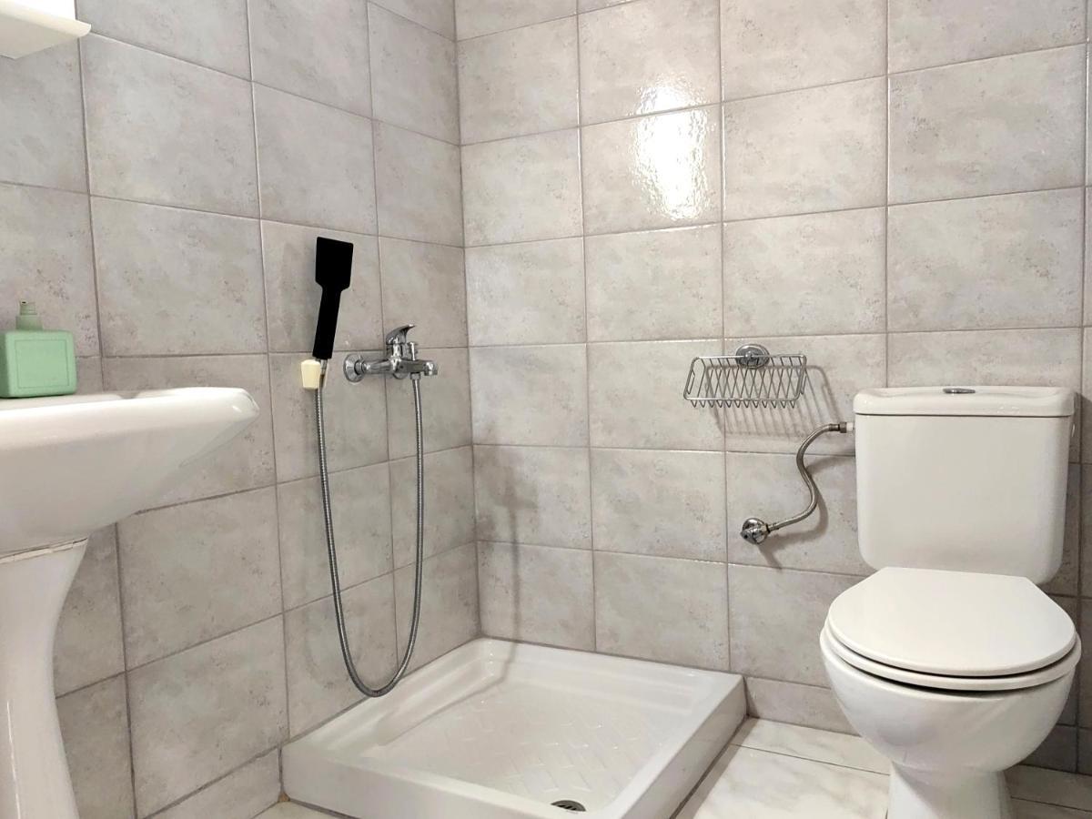 Anthos Rooms Vrasna Buitenkant foto